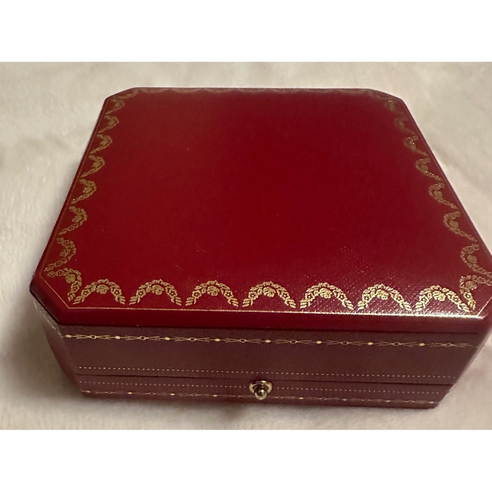 Cartier Red Jewelry Presentation Red Box Gold Garland Trim Octagon Black Lining